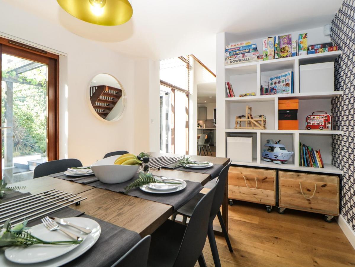 Iroko Villa Torpoint Dış mekan fotoğraf