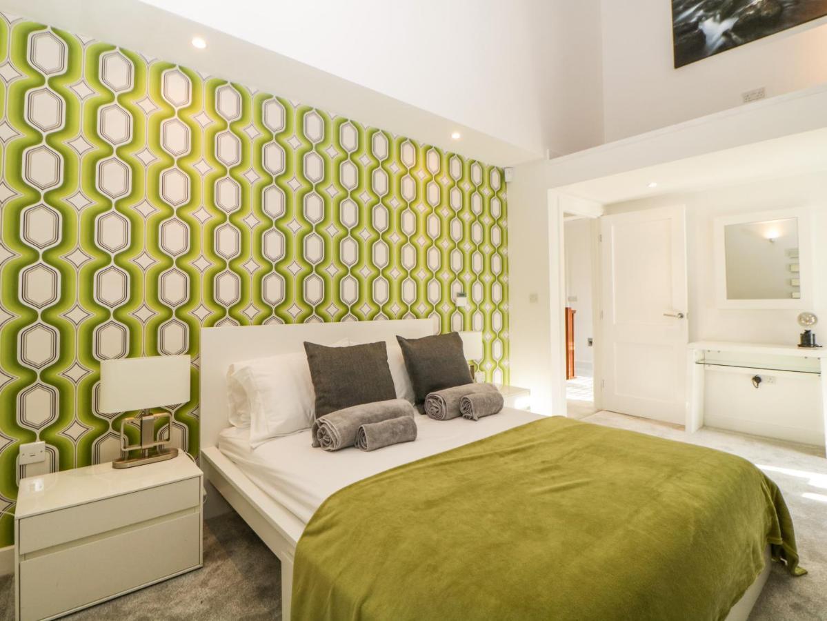Iroko Villa Torpoint Dış mekan fotoğraf